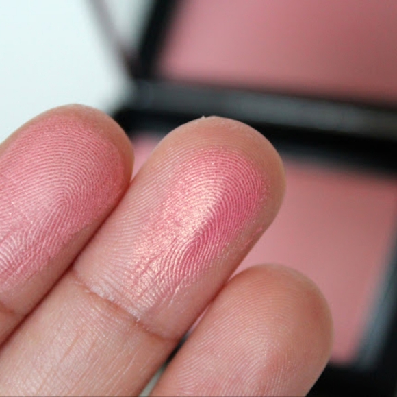 NARS Blush in Deep Throat (Soft Pink with Golden Sheen) OG Formula - Picture 4 of 15